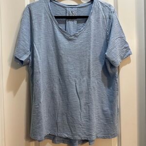 Chico’s Light Blue Ultimate Tee Sz2 Short Sleeve V Neck Armpit To Armpit 23”